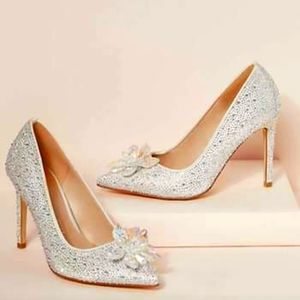 Jewel Embelished Pointy Toe Pump